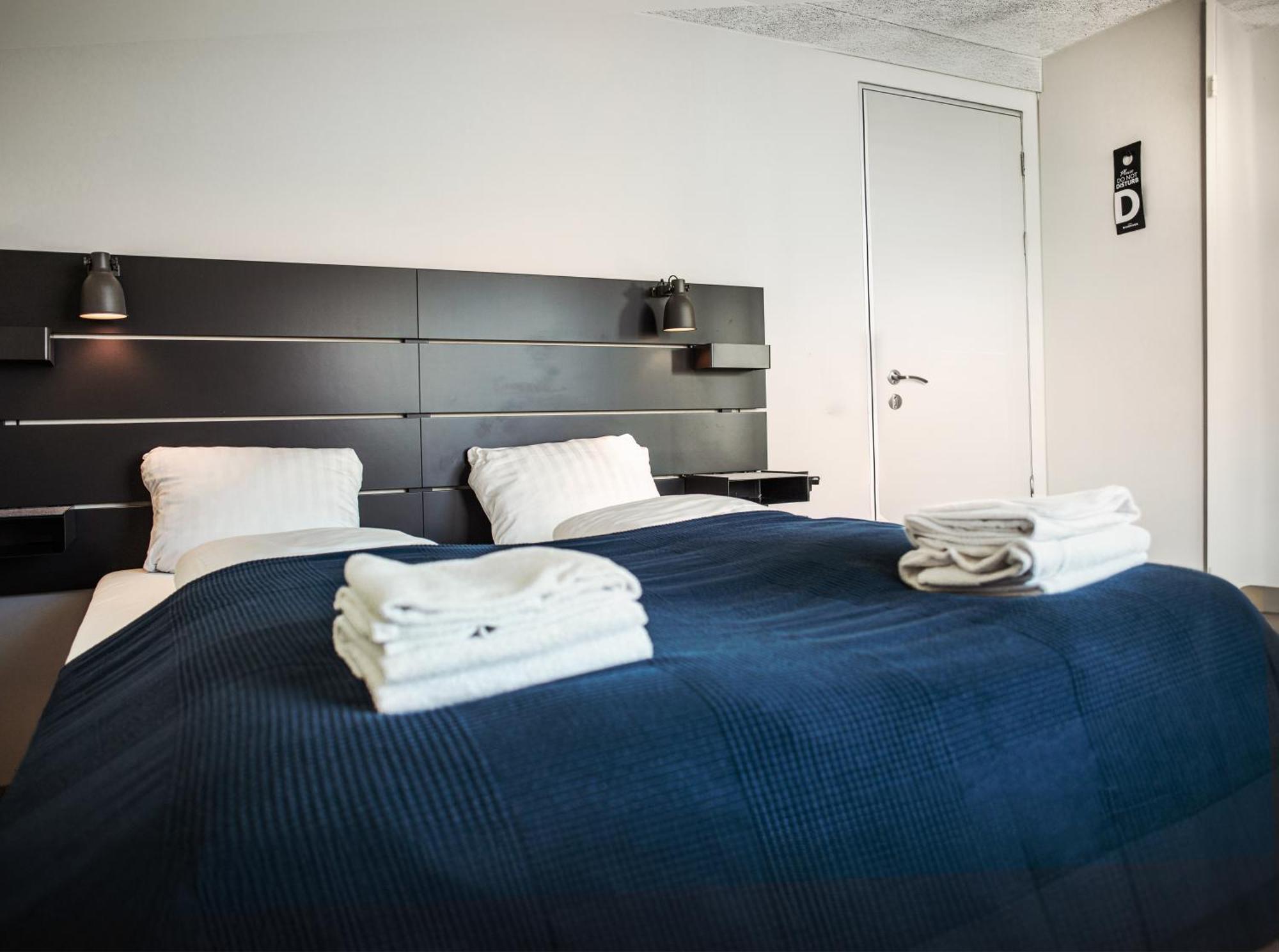 Hotel Djurhuus توئِسهون الغرفة الصورة